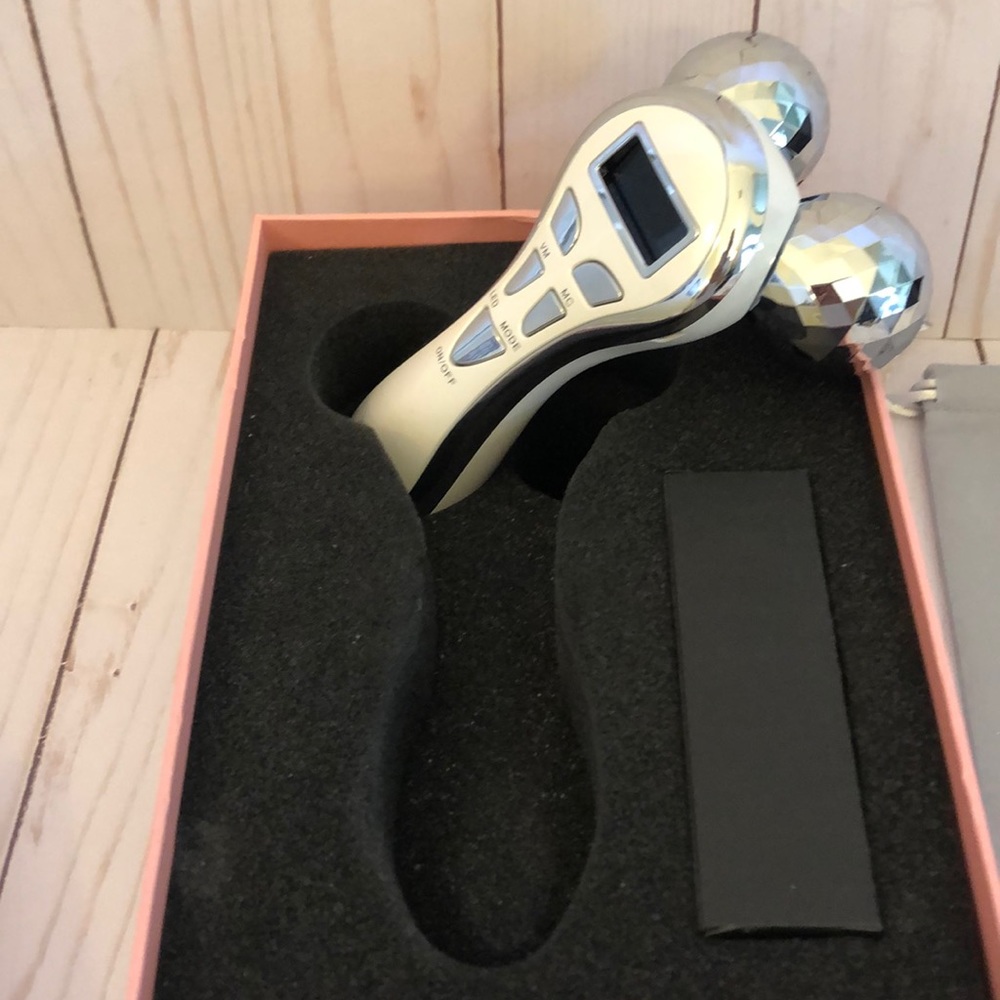 4-d micro current massager - Picture 7 of 13